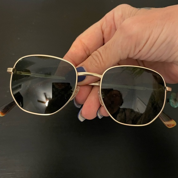 🔥PEEPERS🔥Hexagonal Sunglasses - Picture 2 of 5